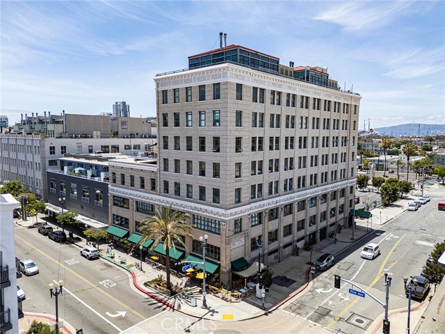 100 W 5th ST Unit: 7E