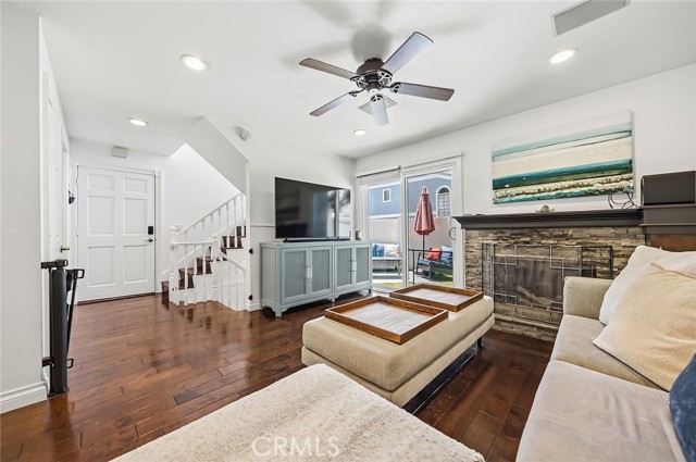 2217 Mayfair CT