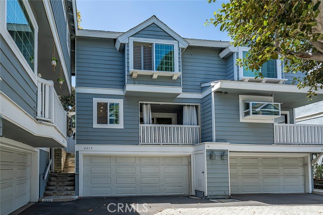 2217 Mayfair CT