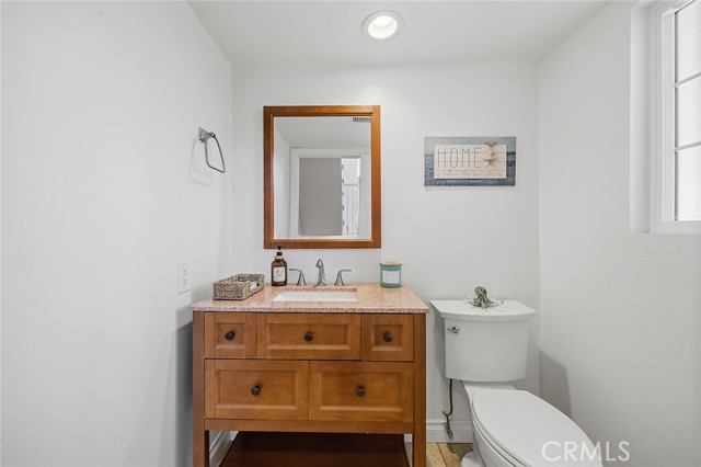 2217 Mayfair CT