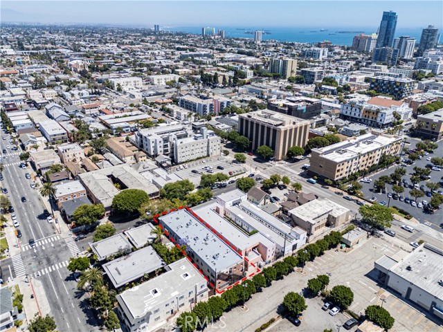 635 Elm AVE Unit: 4