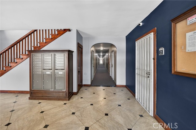 635 Elm AVE Unit: 5