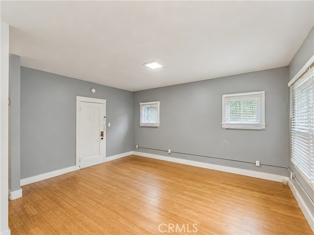 635 Elm AVE Unit: 10
