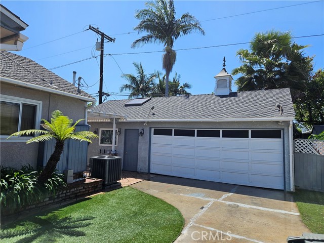6149 Whitewood AVE