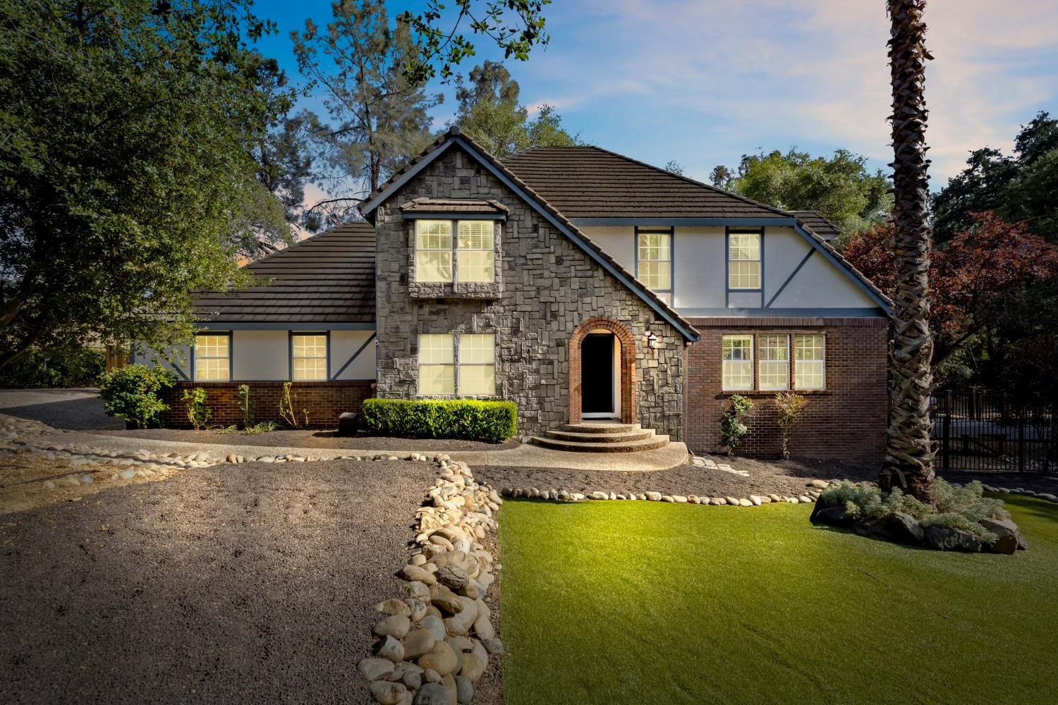 620 Tanbark Oak Court