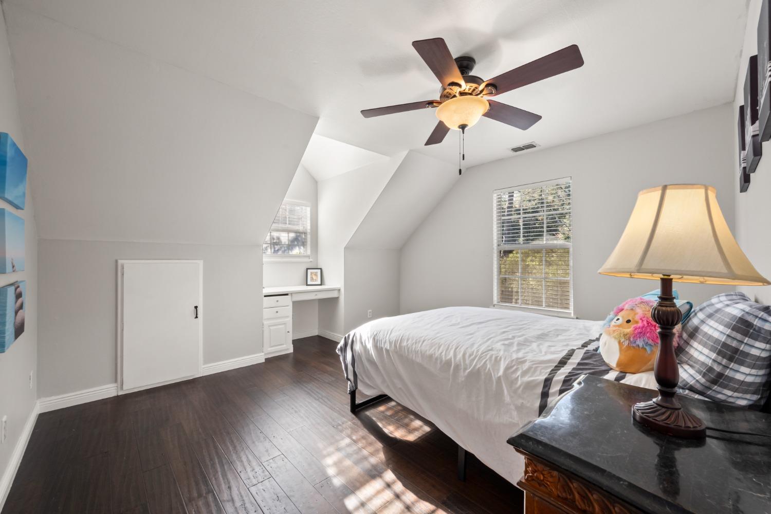 620 Tanbark Oak Court