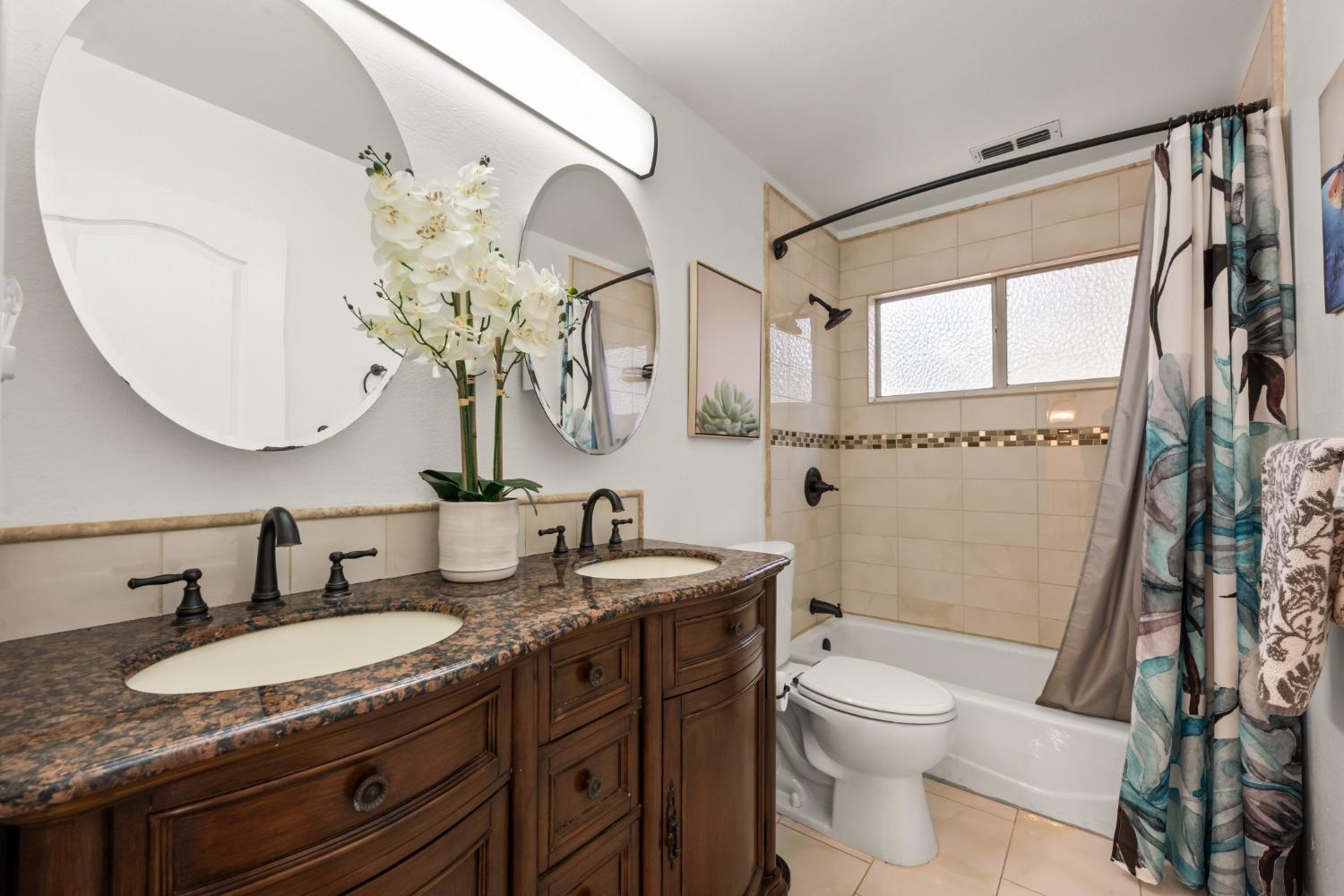 620 Tanbark Oak Court