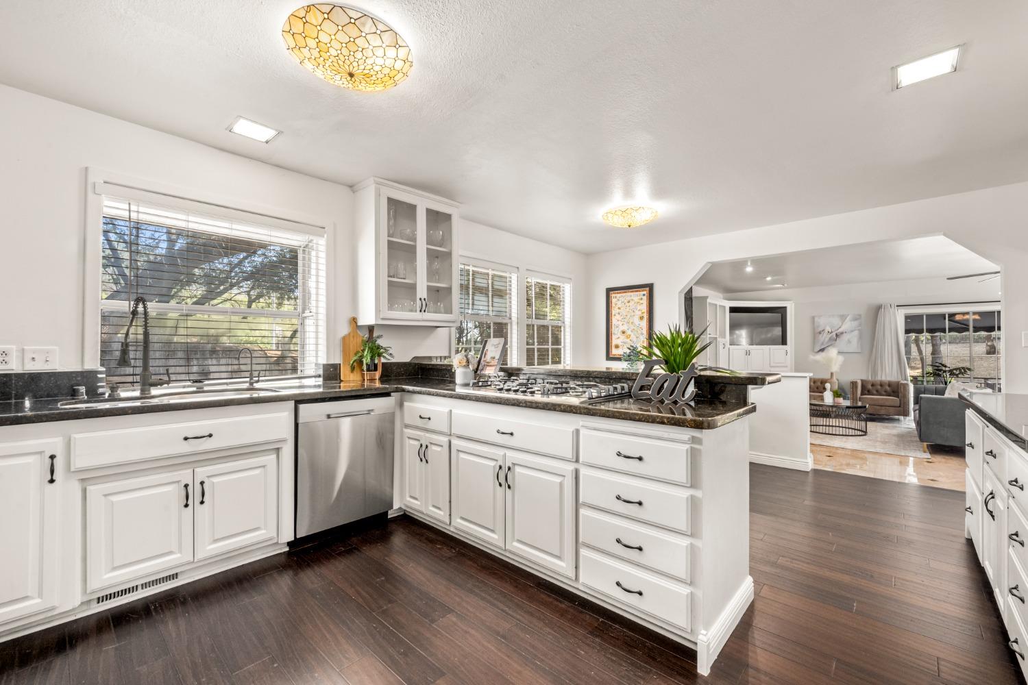 620 Tanbark Oak Court