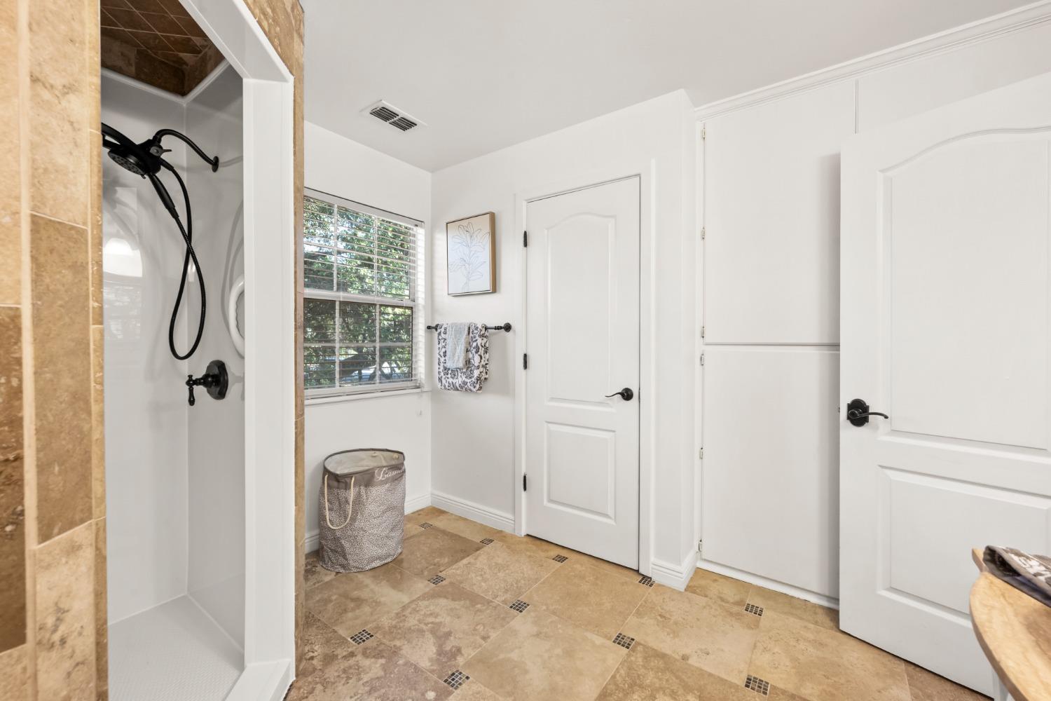 620 Tanbark Oak Court