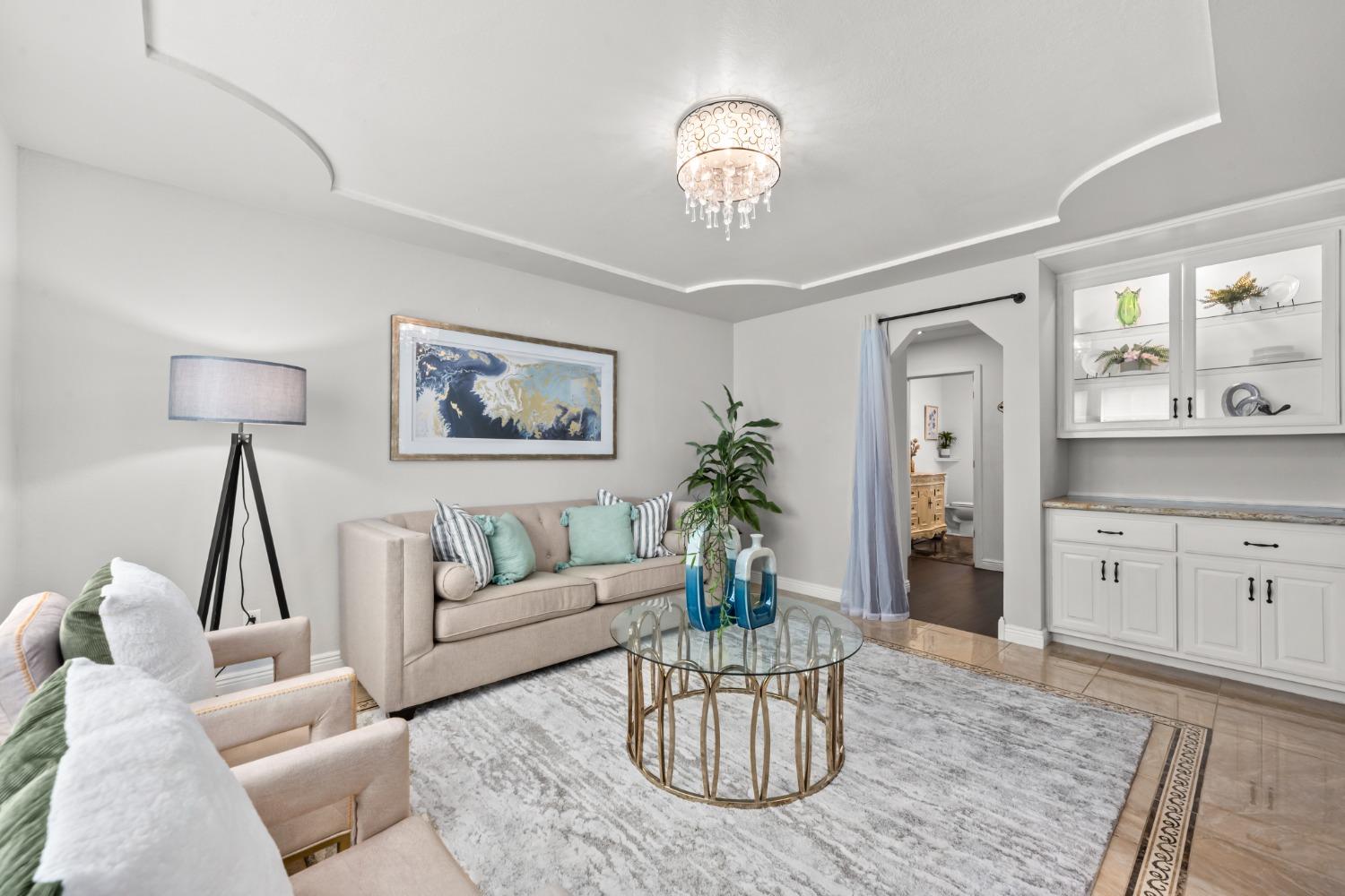 620 Tanbark Oak Court