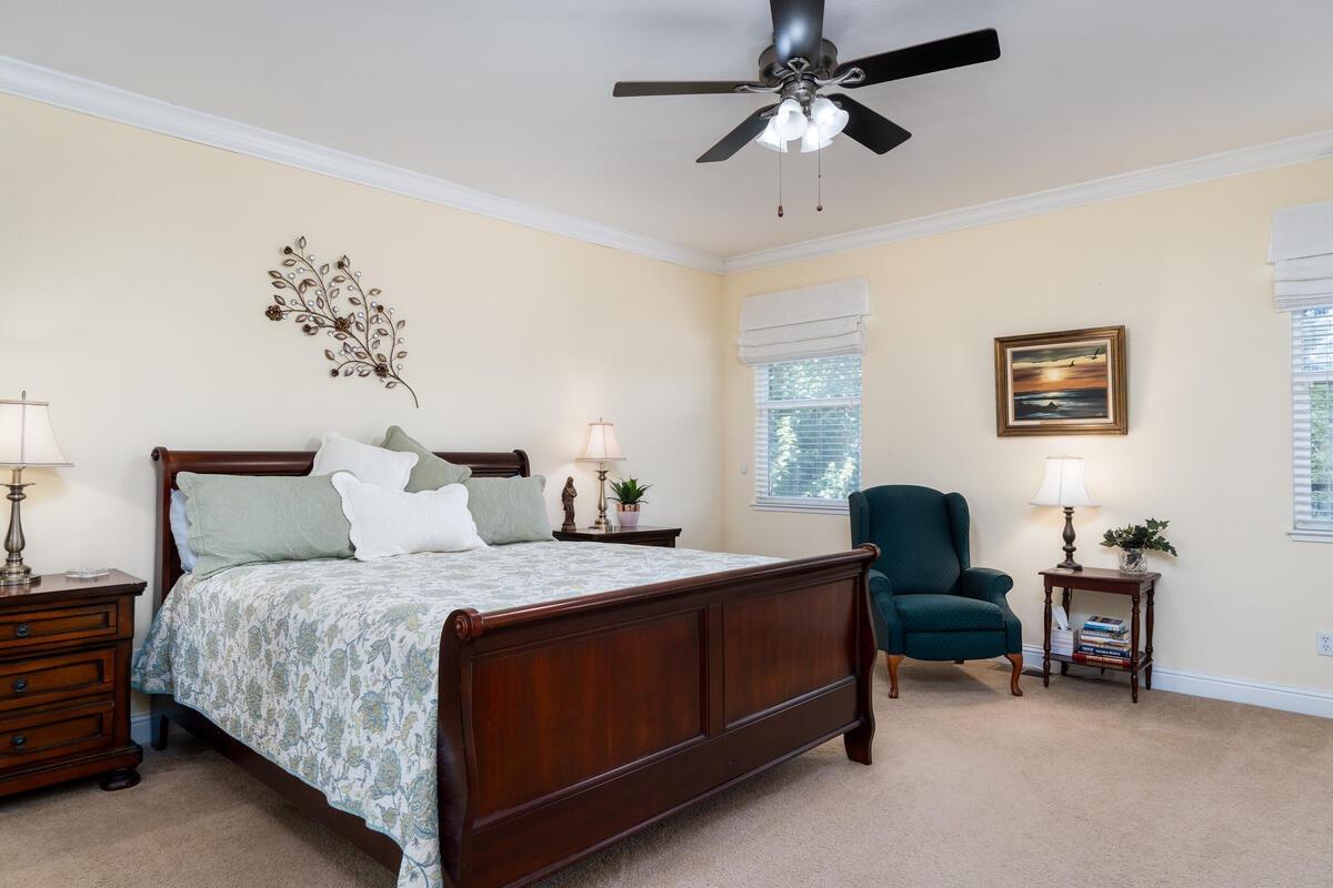 2920 Knollwood Drive