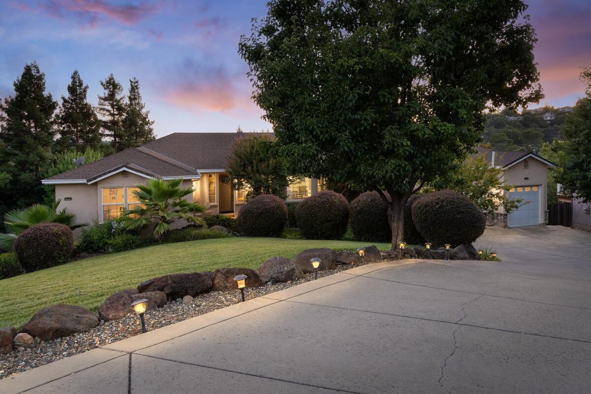 2920 Knollwood Drive