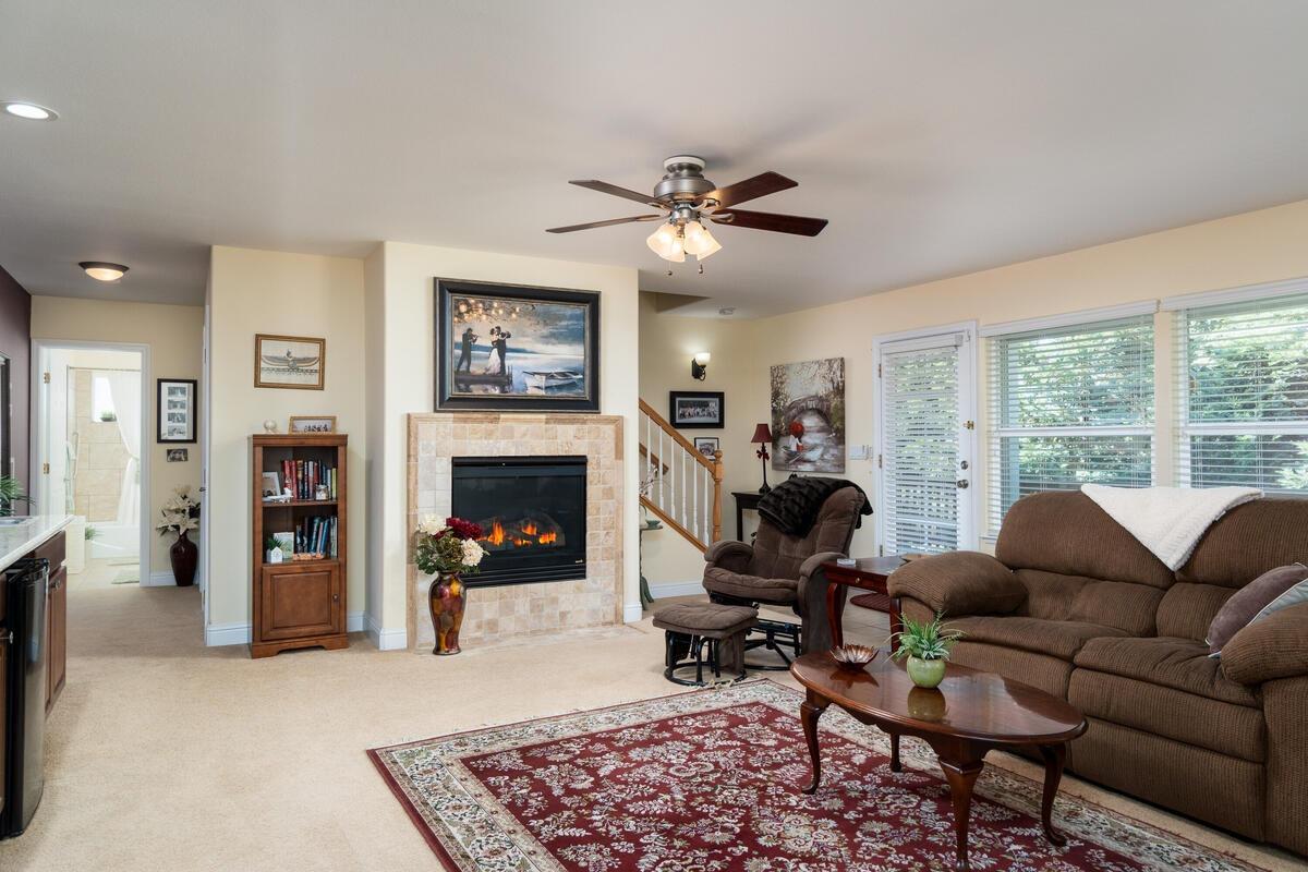 2920 Knollwood Drive