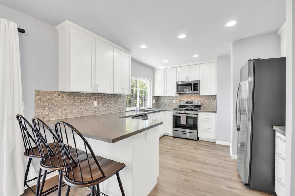 13657 Fair Oaks Boulevard