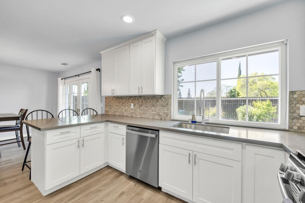 13657 Fair Oaks Boulevard