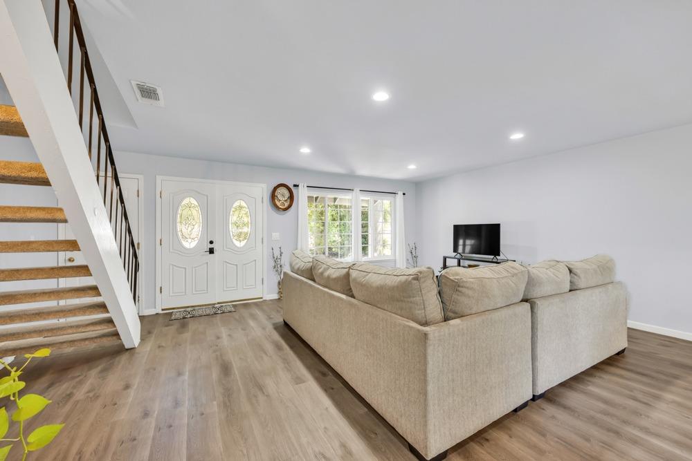 13657 Fair Oaks Boulevard