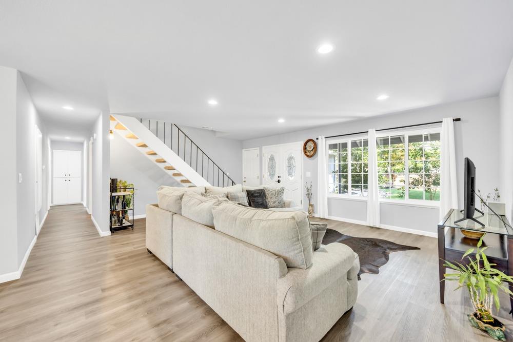 13657 Fair Oaks Boulevard