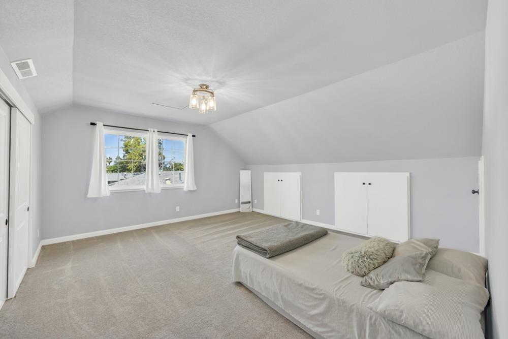 13657 Fair Oaks Boulevard