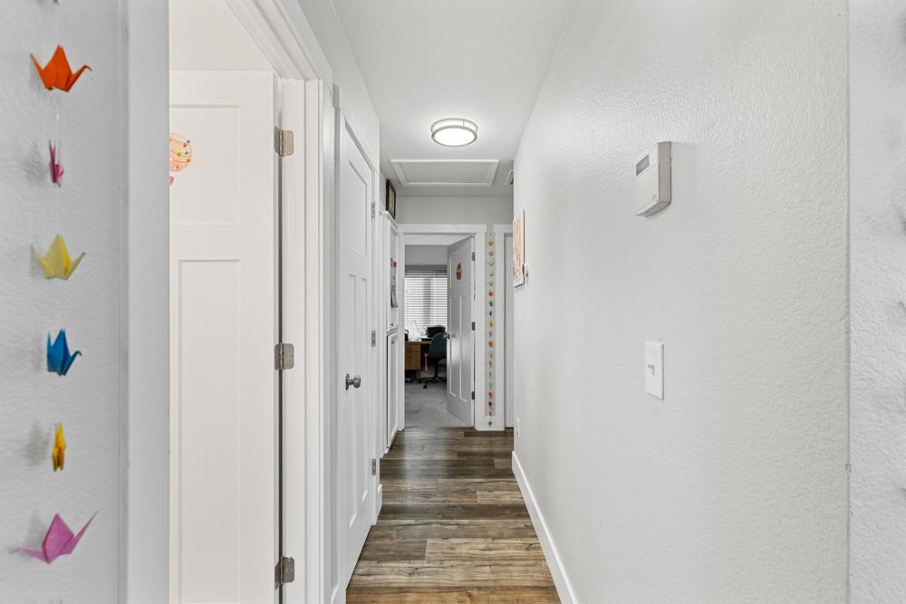 8302 Sunny Creek Way