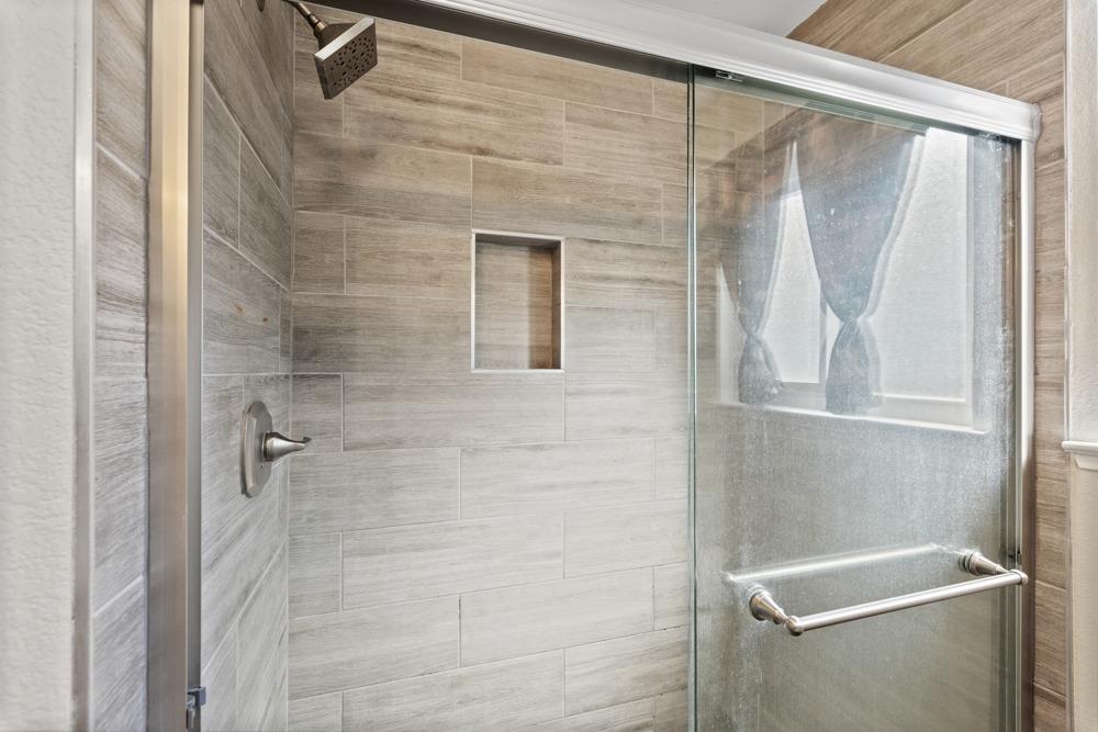 8302 Sunny Creek Way