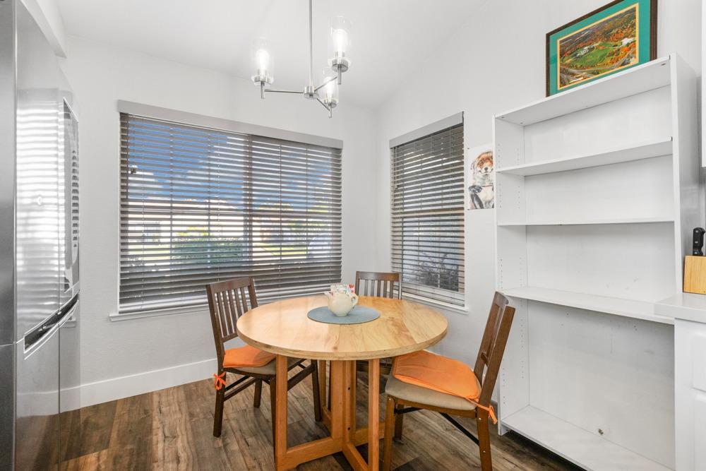 8302 Sunny Creek Way