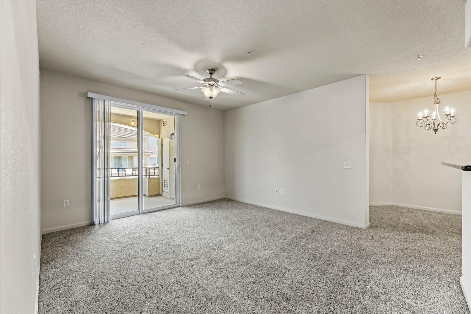 1300 Moon Circle 1323