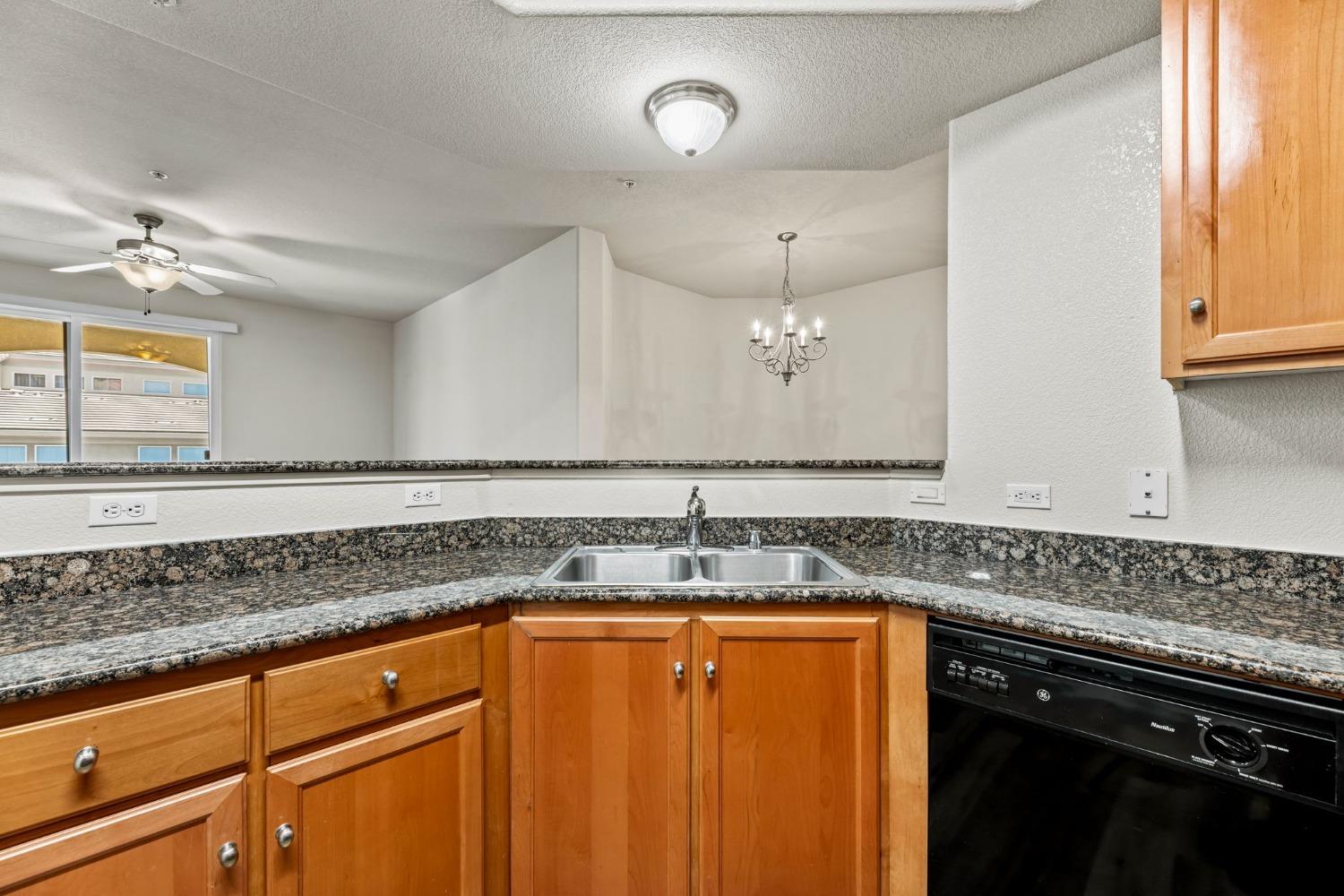 1300 Moon Circle 1323