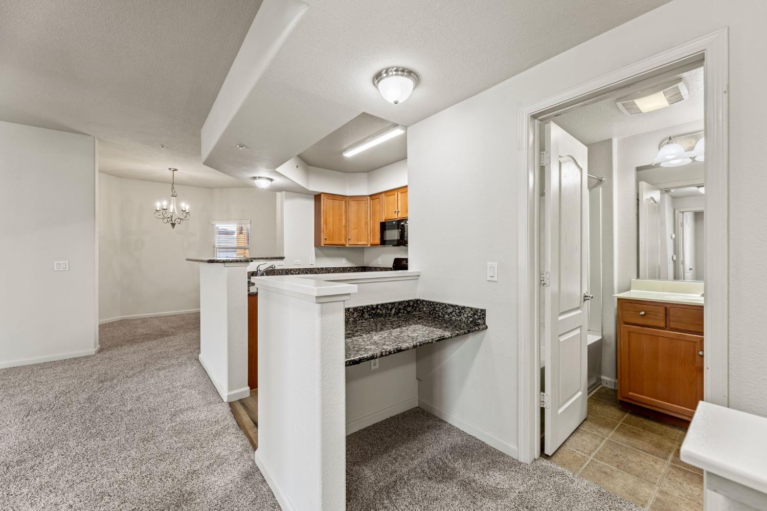 1300 Moon Circle 1323