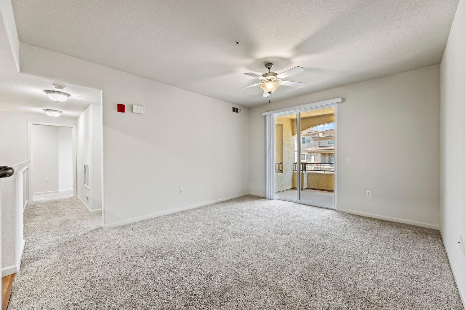 1300 Moon Circle 1323