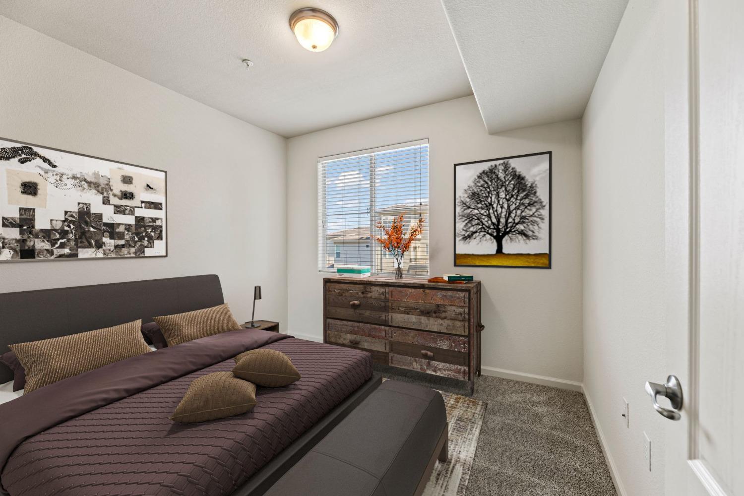 1300 Moon Circle 1323