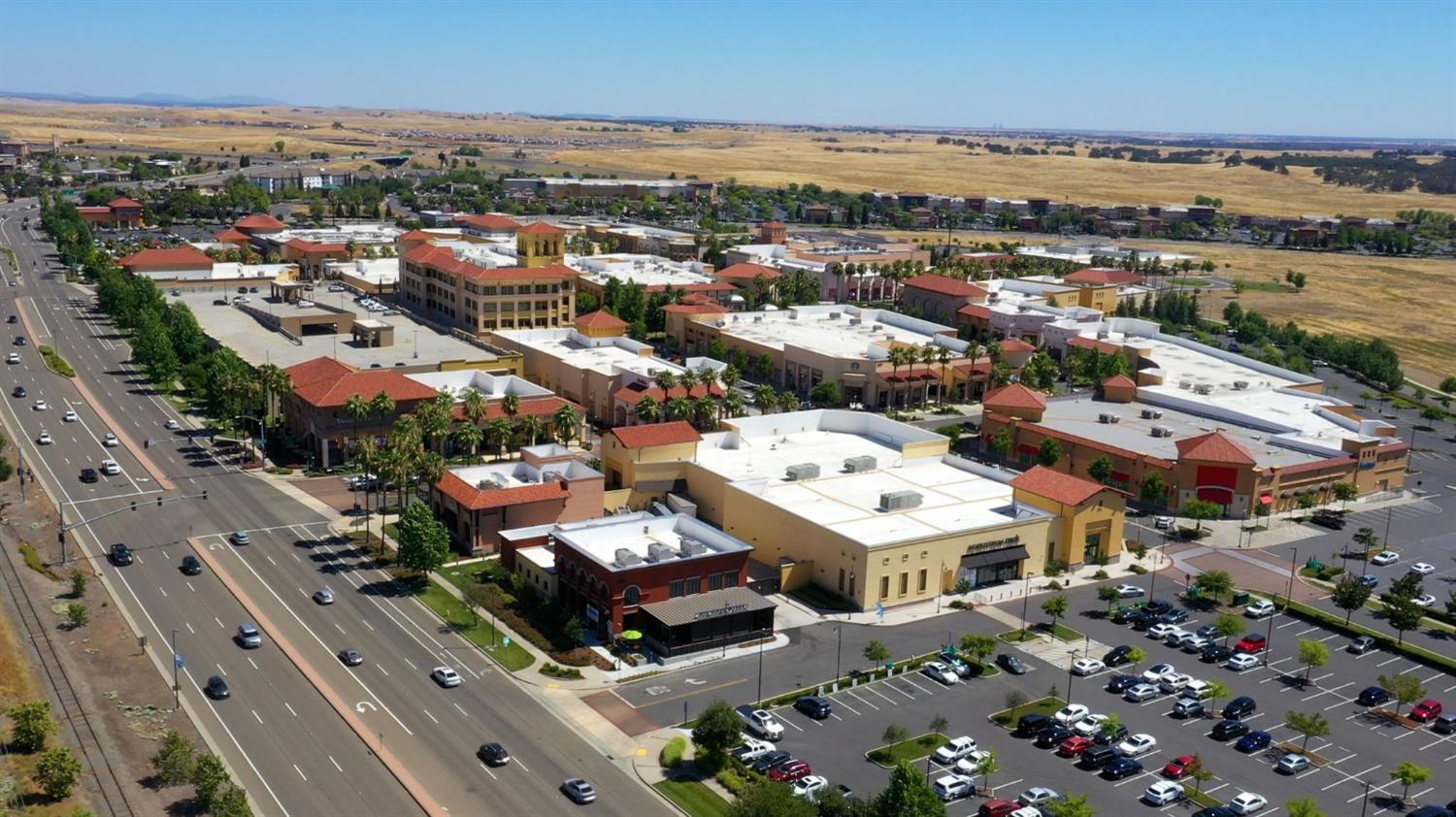 1300 Moon Circle 1323