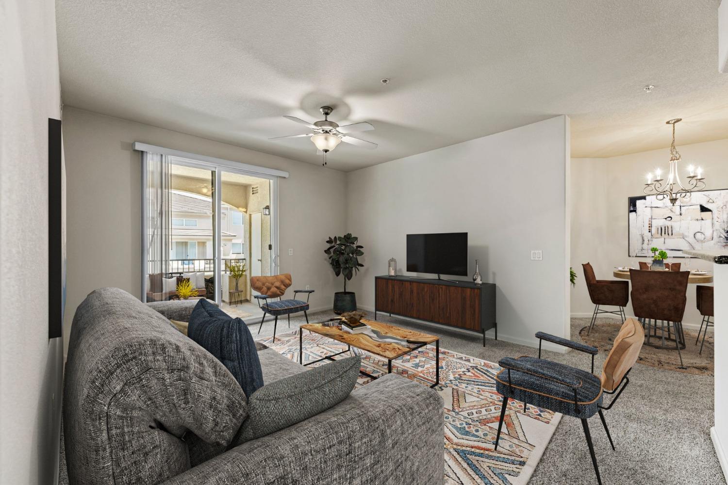 1300 Moon Circle 1323