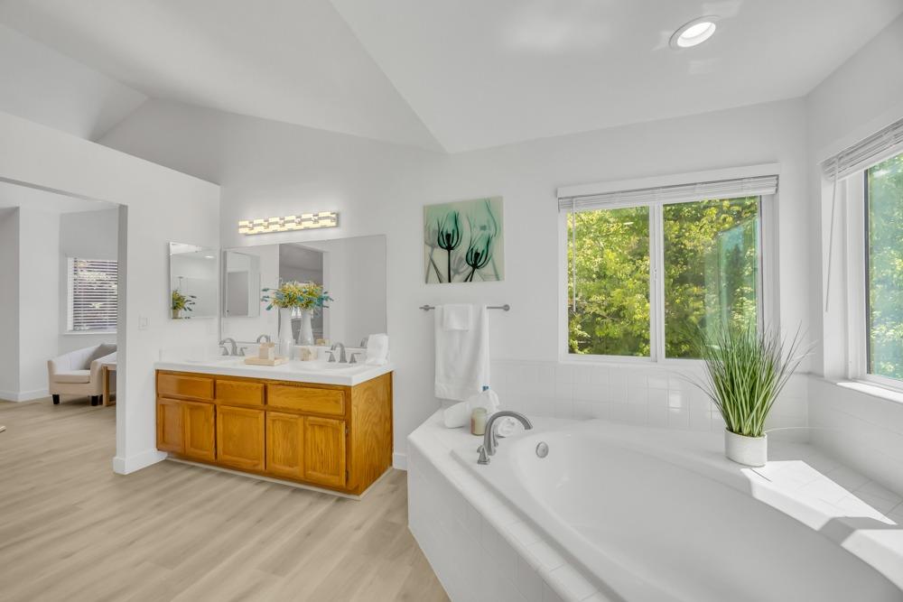 332 Silberhorn Drive