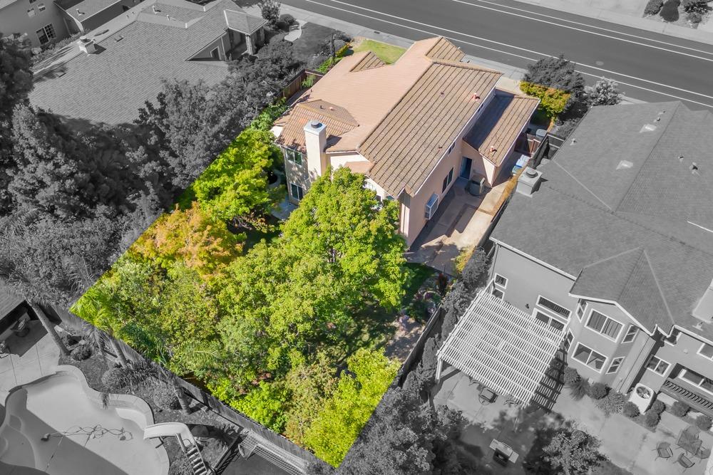 332 Silberhorn Drive