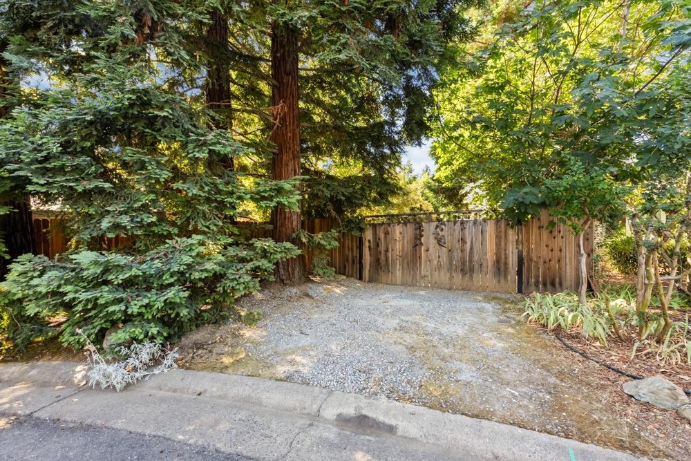 2212 Timberline Ridge Court