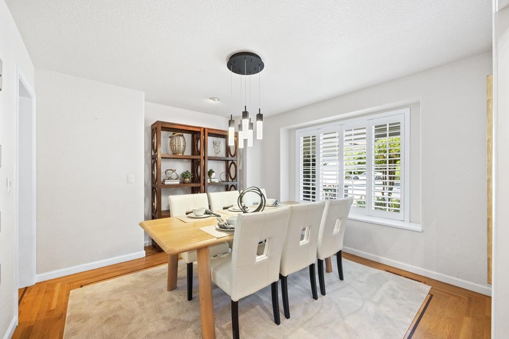 2212 Timberline Ridge Court