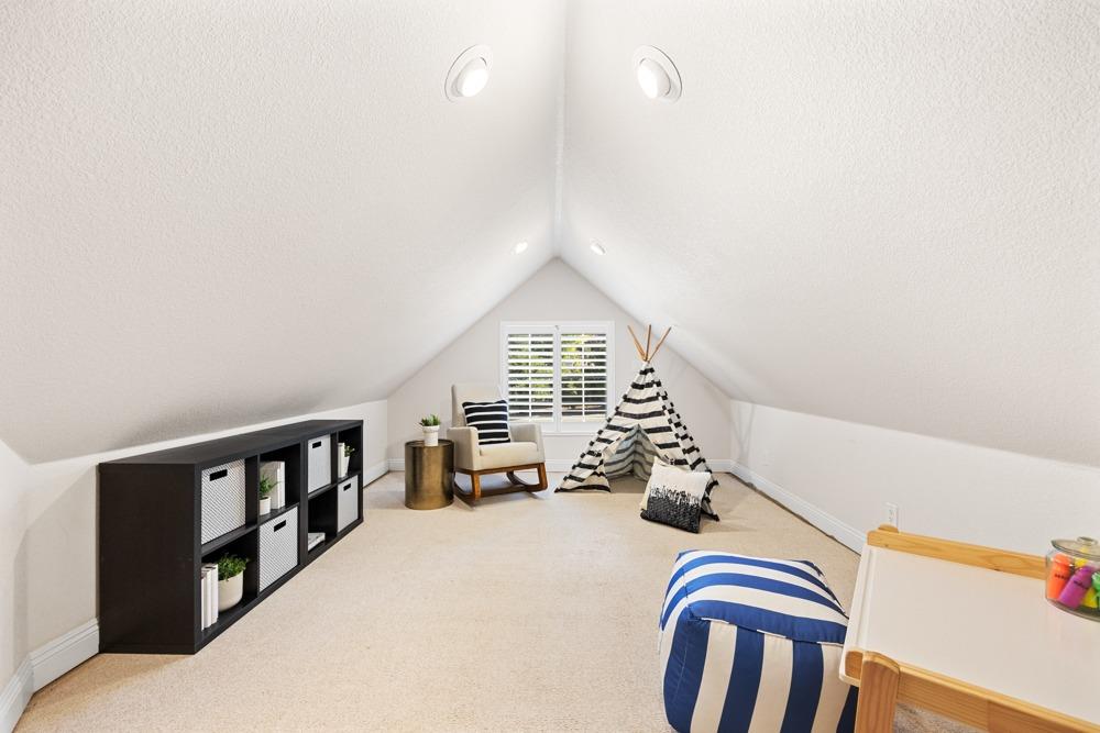 2212 Timberline Ridge Court