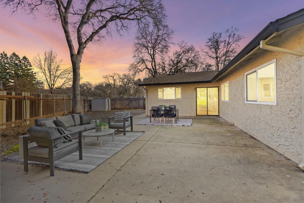 2606 Deer Trail Lane