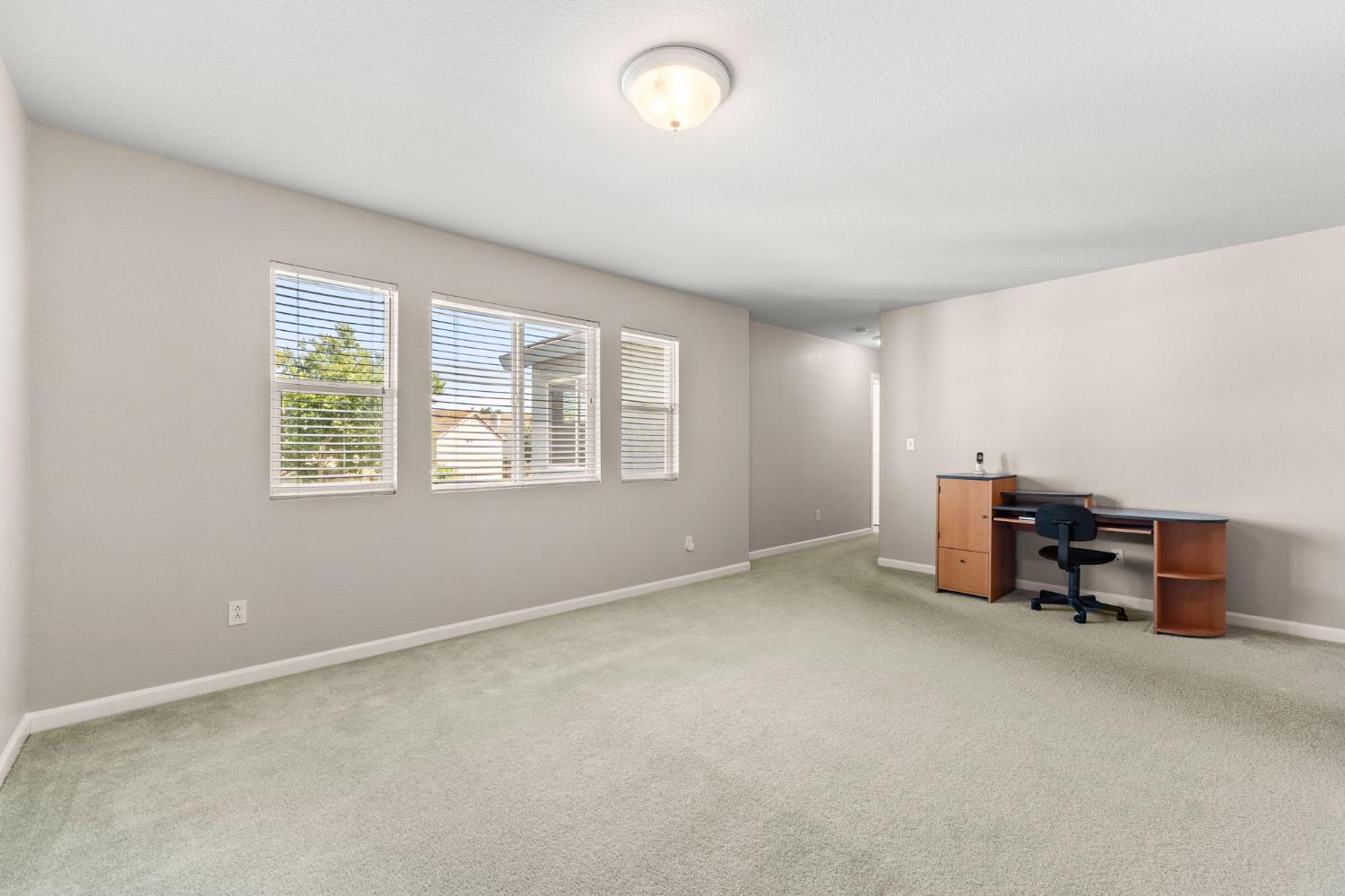 5305 Fawn Crossing Way