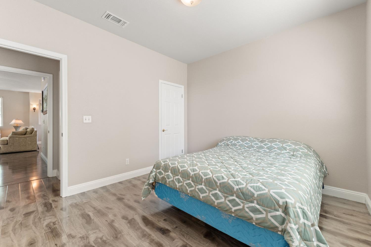 5305 Fawn Crossing Way