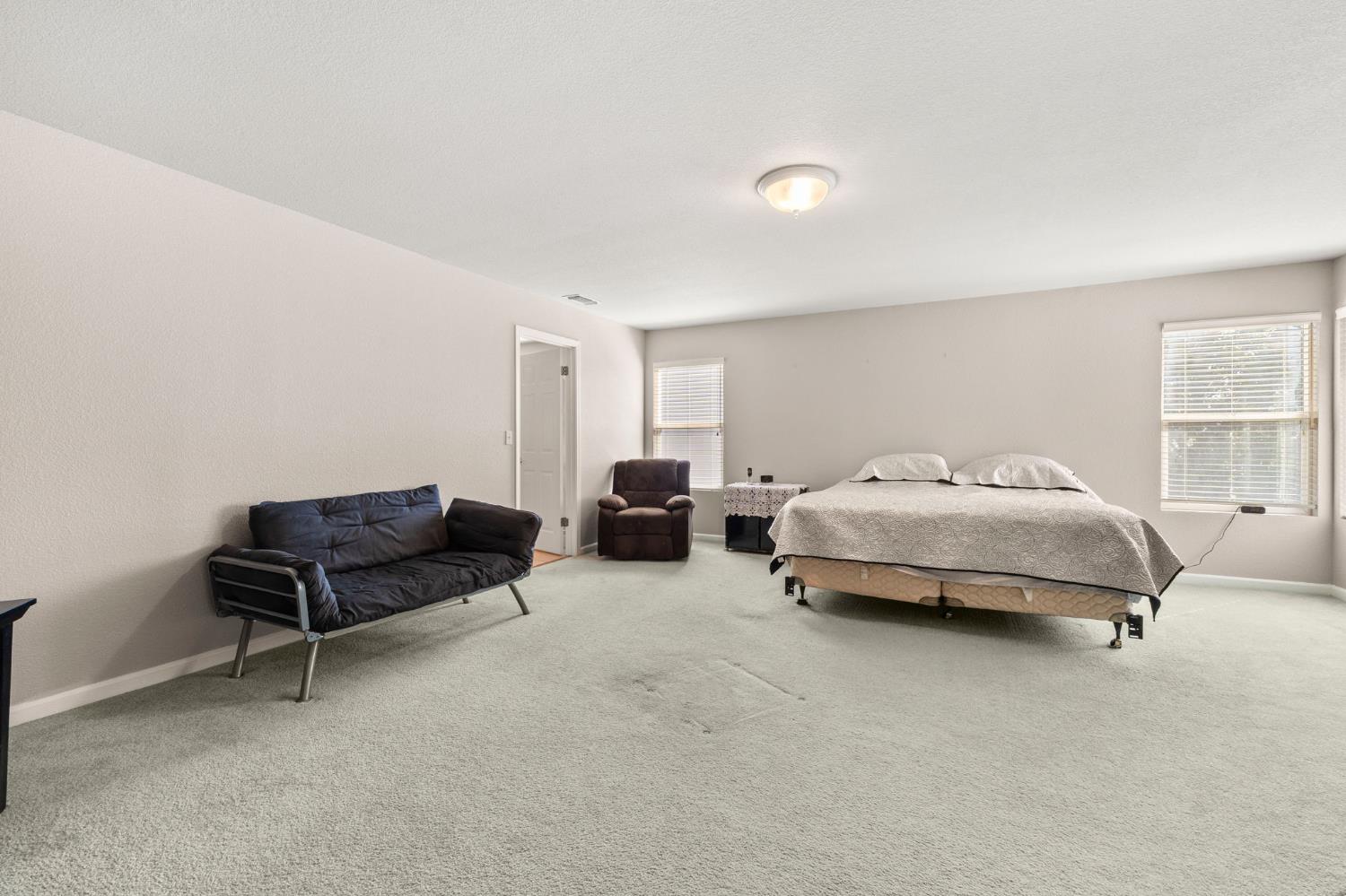 5305 Fawn Crossing Way