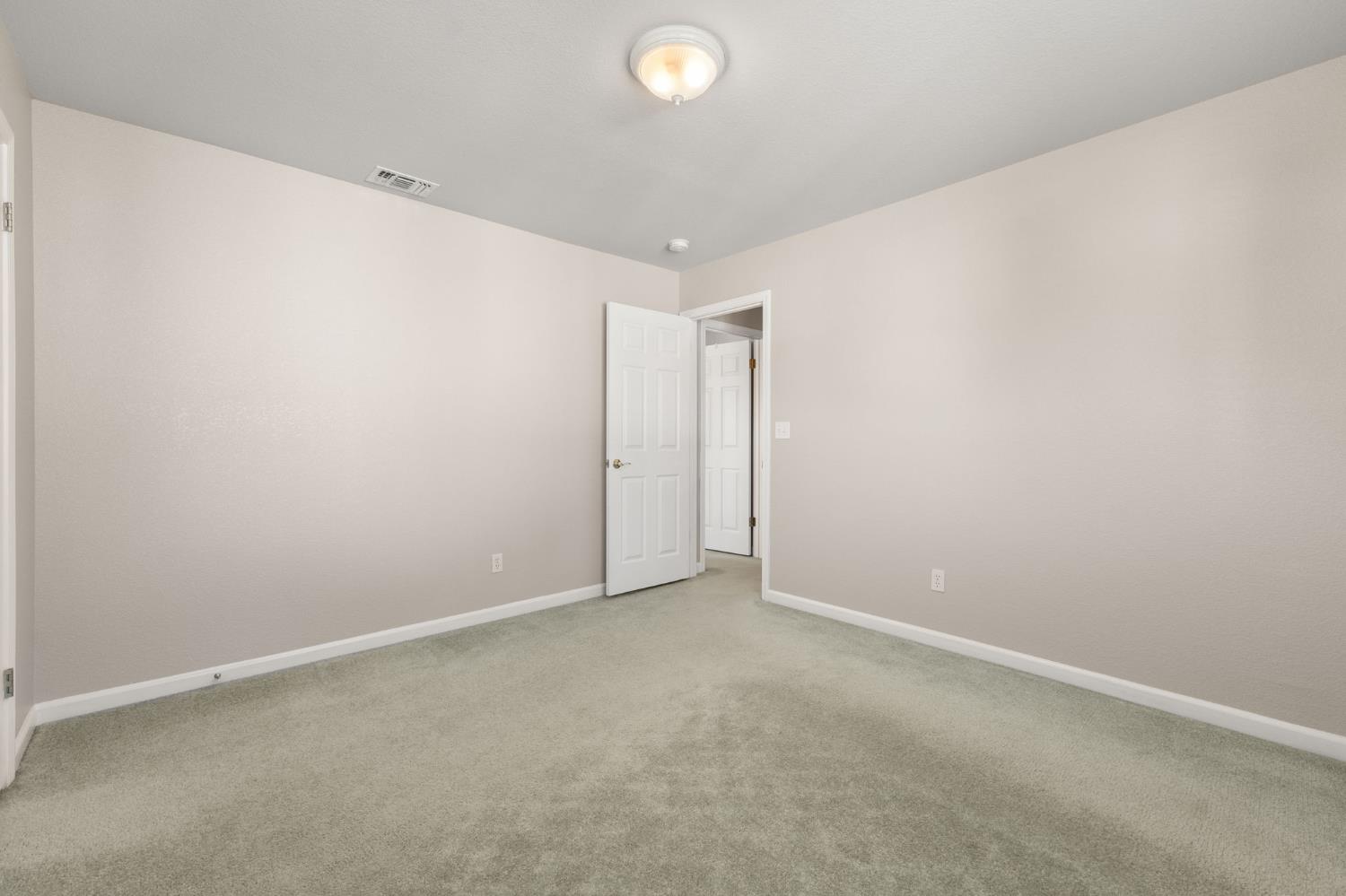 5305 Fawn Crossing Way