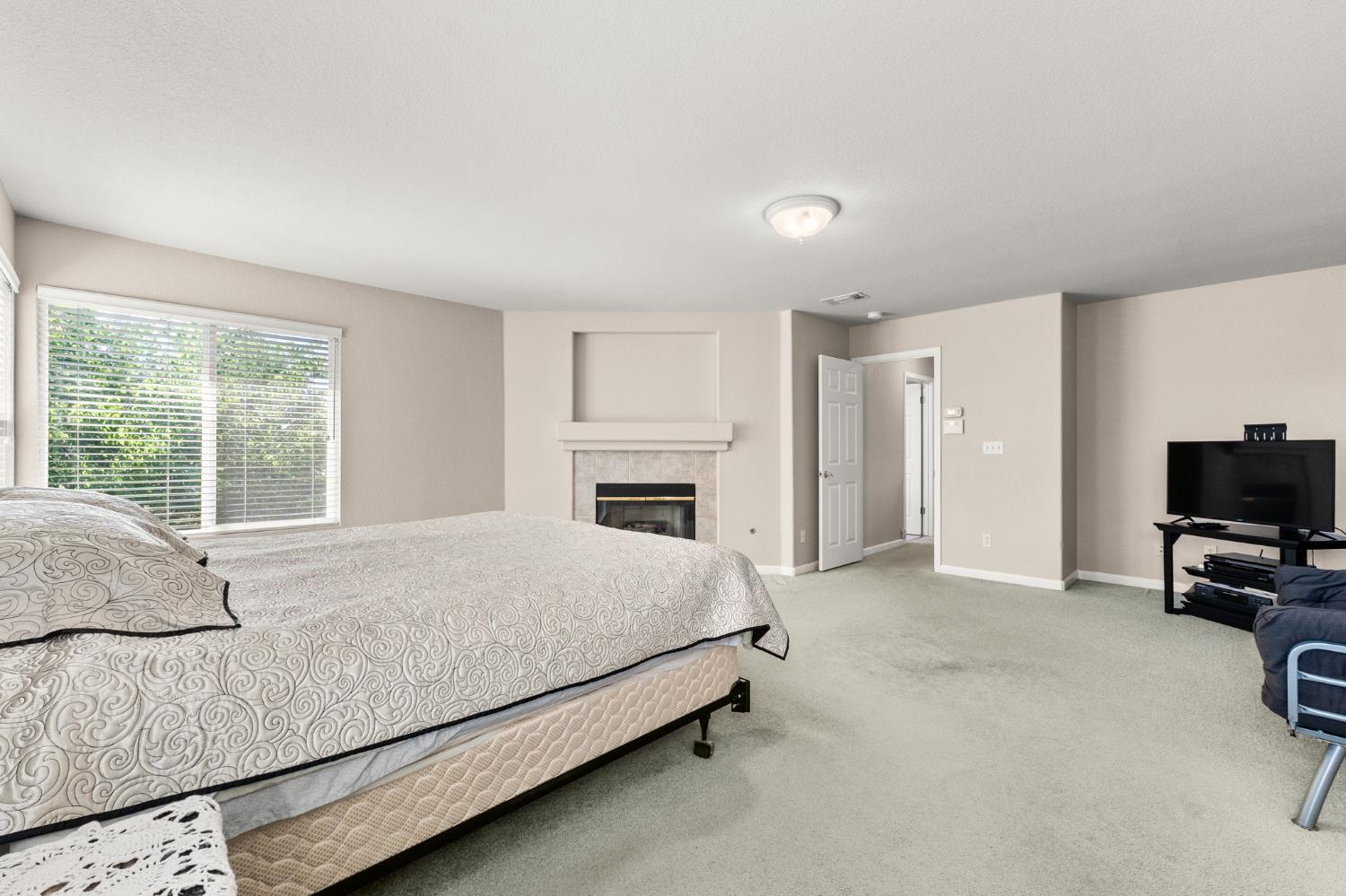 5305 Fawn Crossing Way