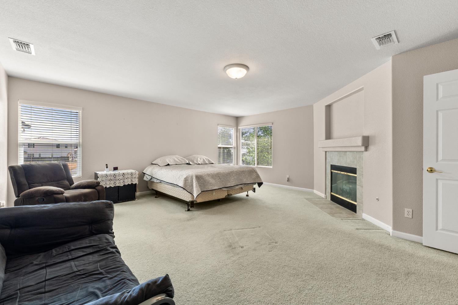 5305 Fawn Crossing Way