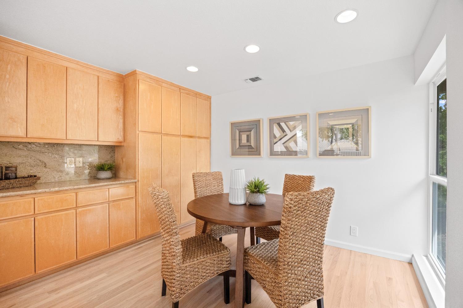 3346 Knollridge Drive