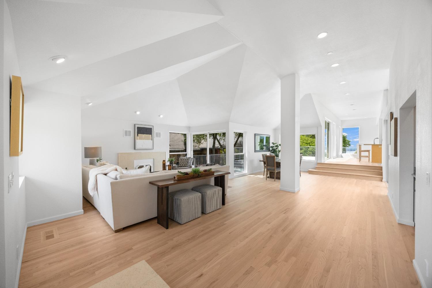 3346 Knollridge Drive