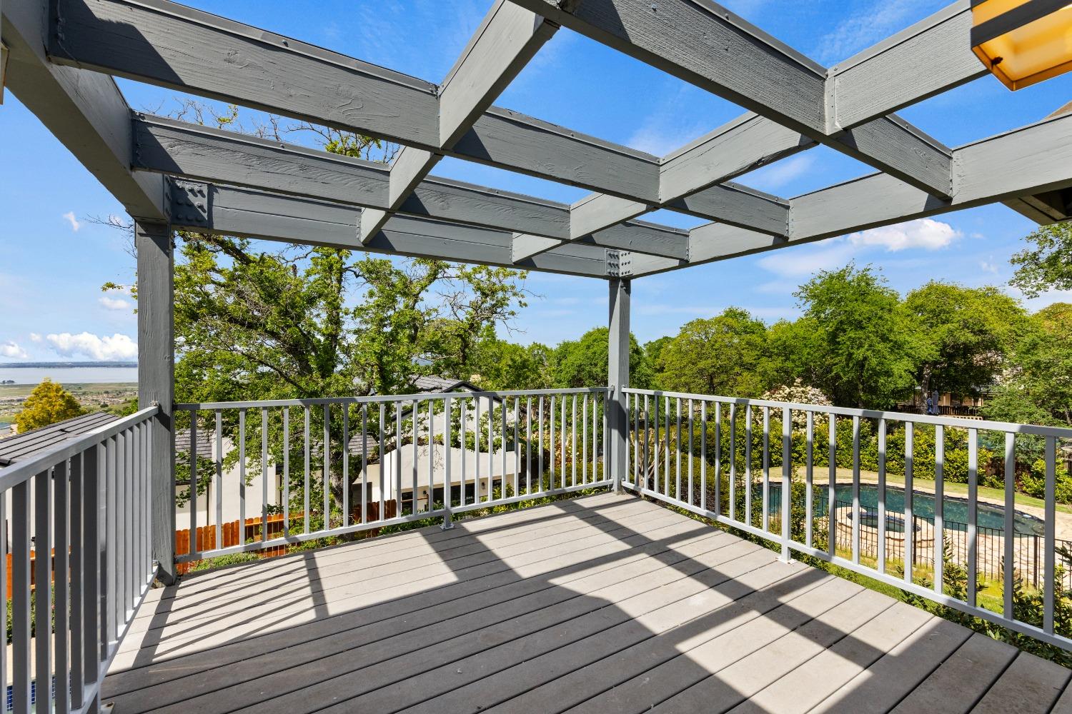 3346 Knollridge Drive