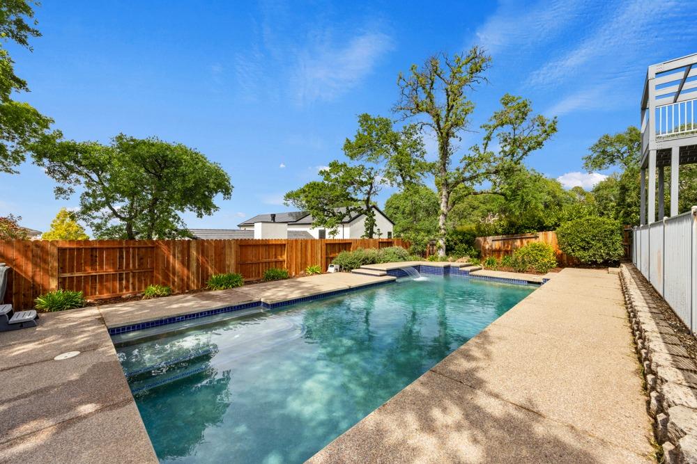 3346 Knollridge Drive