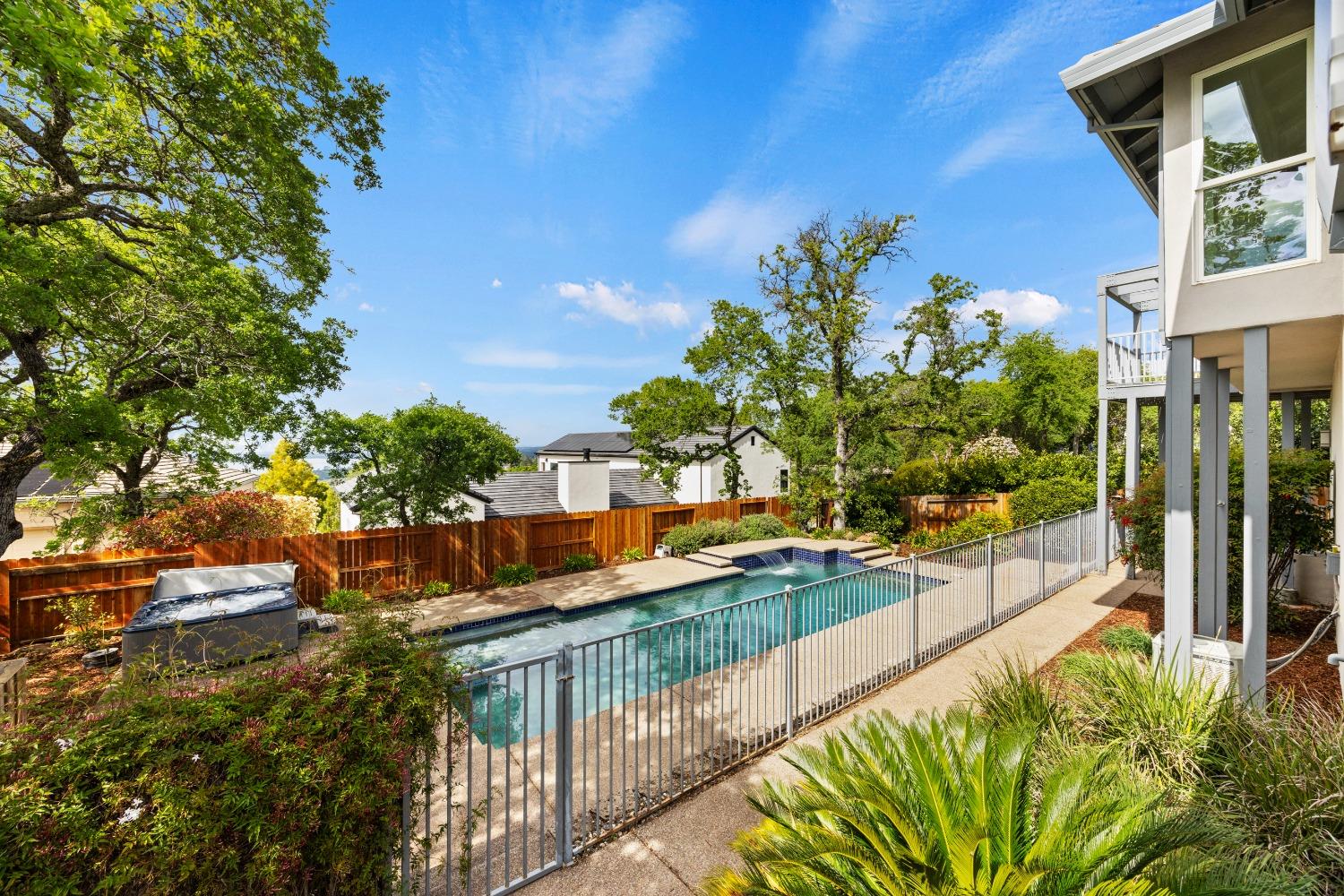 3346 Knollridge Drive