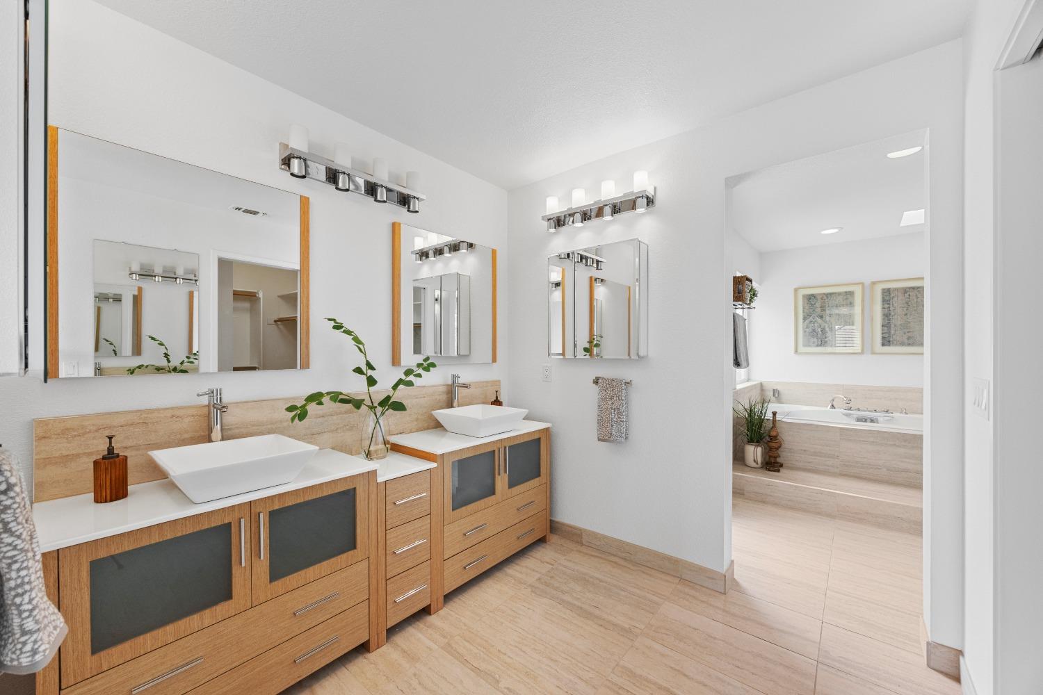 3346 Knollridge Drive